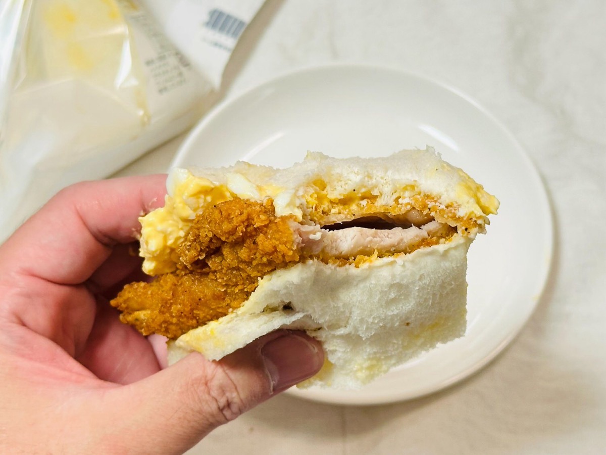 コク旨たまごサンド ファミチキ 030.