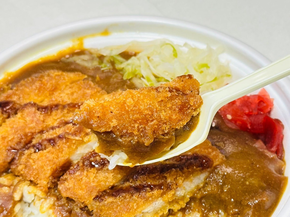 ファミリーマート チャンピオンカレー監修ロースカツカレー 031.