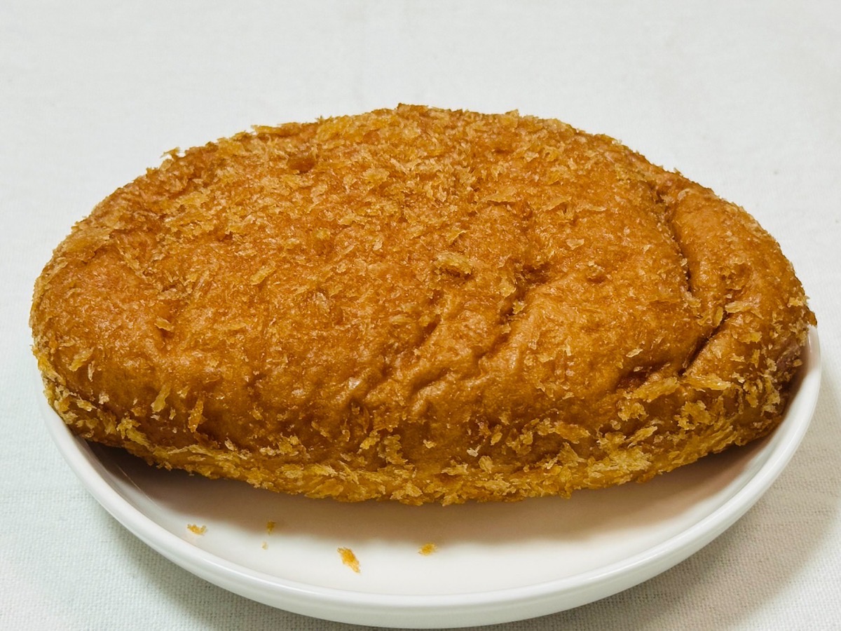 ファミリーマート 大きなチーズカレーパン 010.