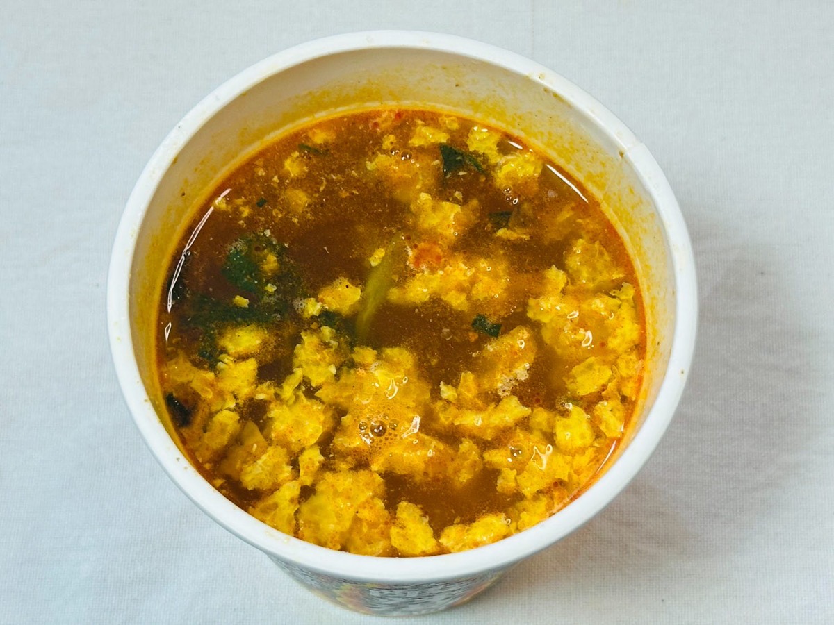 ファミリーマート 三宝亭 とろみ酸辣湯麺 017.