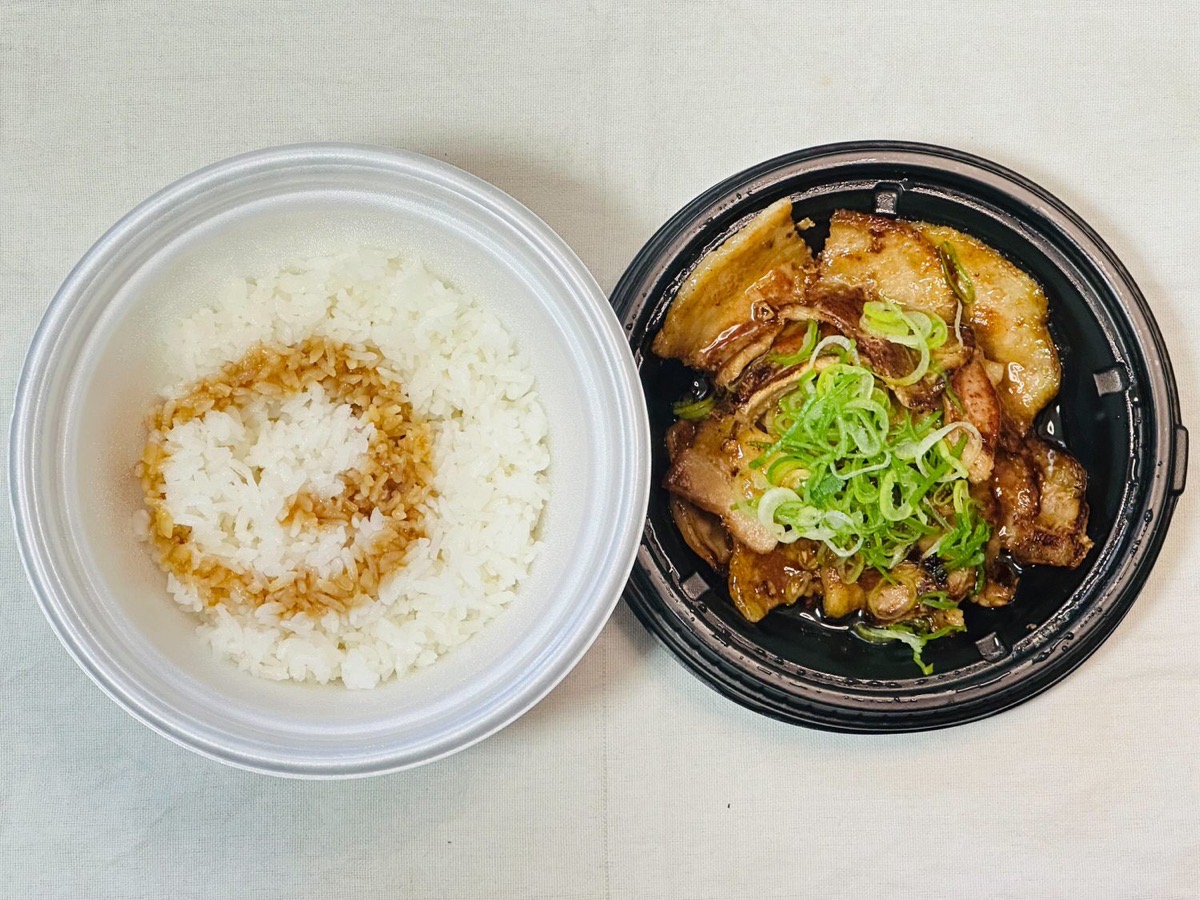 松屋 炙り十勝豚丼 007.