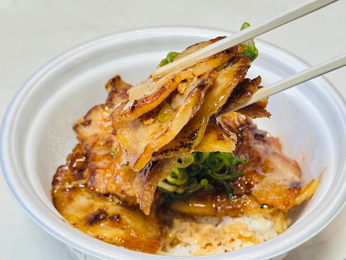 松屋 炙り十勝豚丼 028.