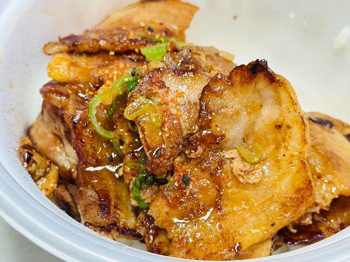 松屋 炙り十勝豚丼 033.