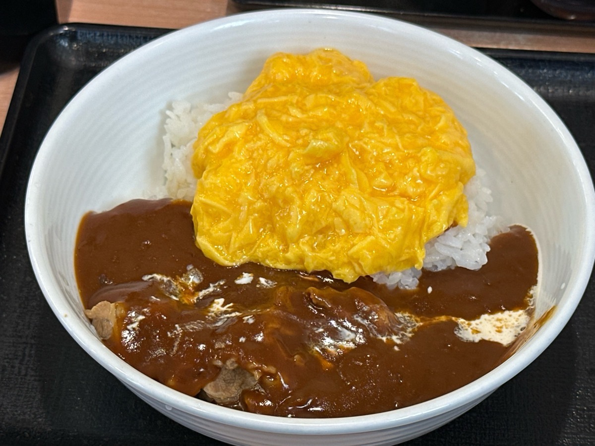 吉野家 牛オムハヤシライス 004.