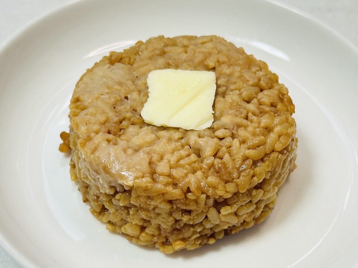 セブンイレブン 「ミートボールごはんおむすび」「バターのせ焼きおにぎり」 037.
