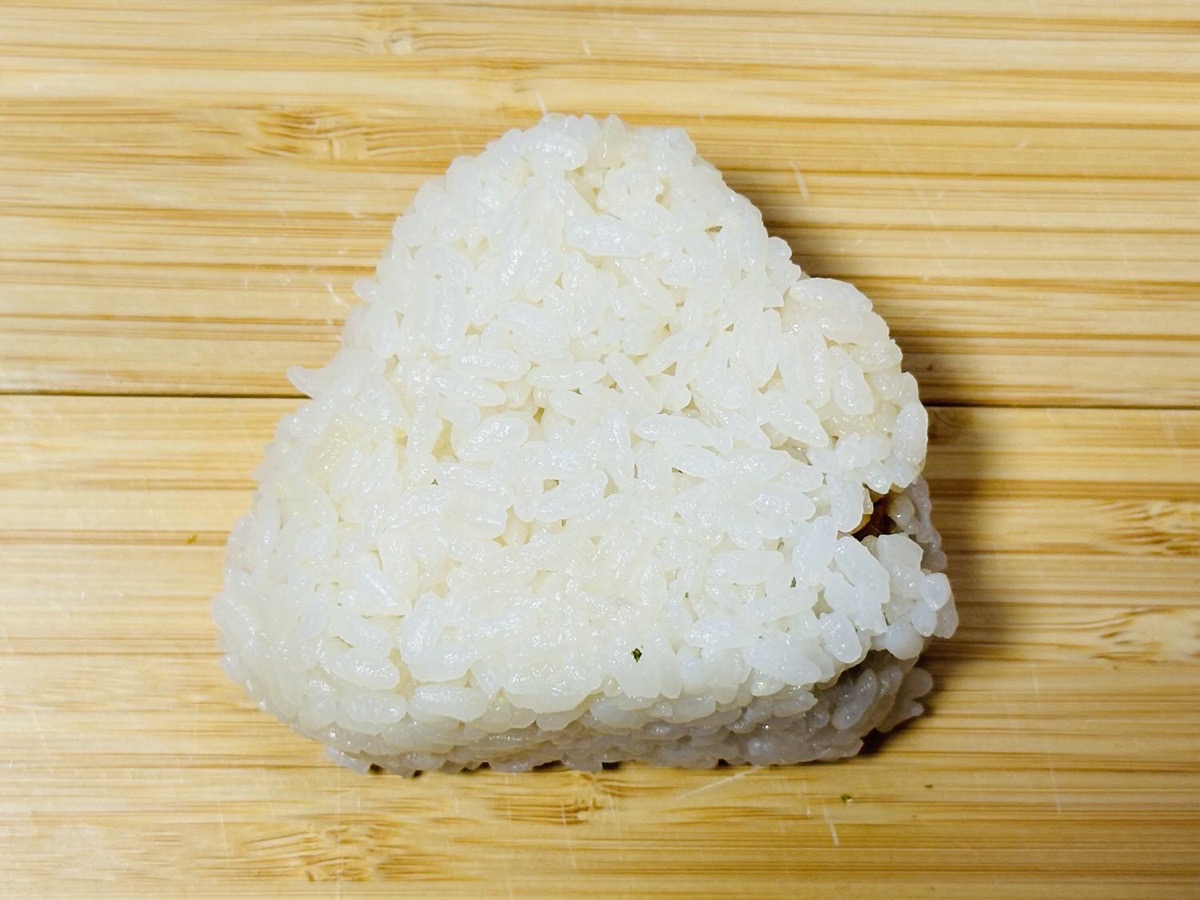 セブンイレブン だしむすび 大葉味噌 011.