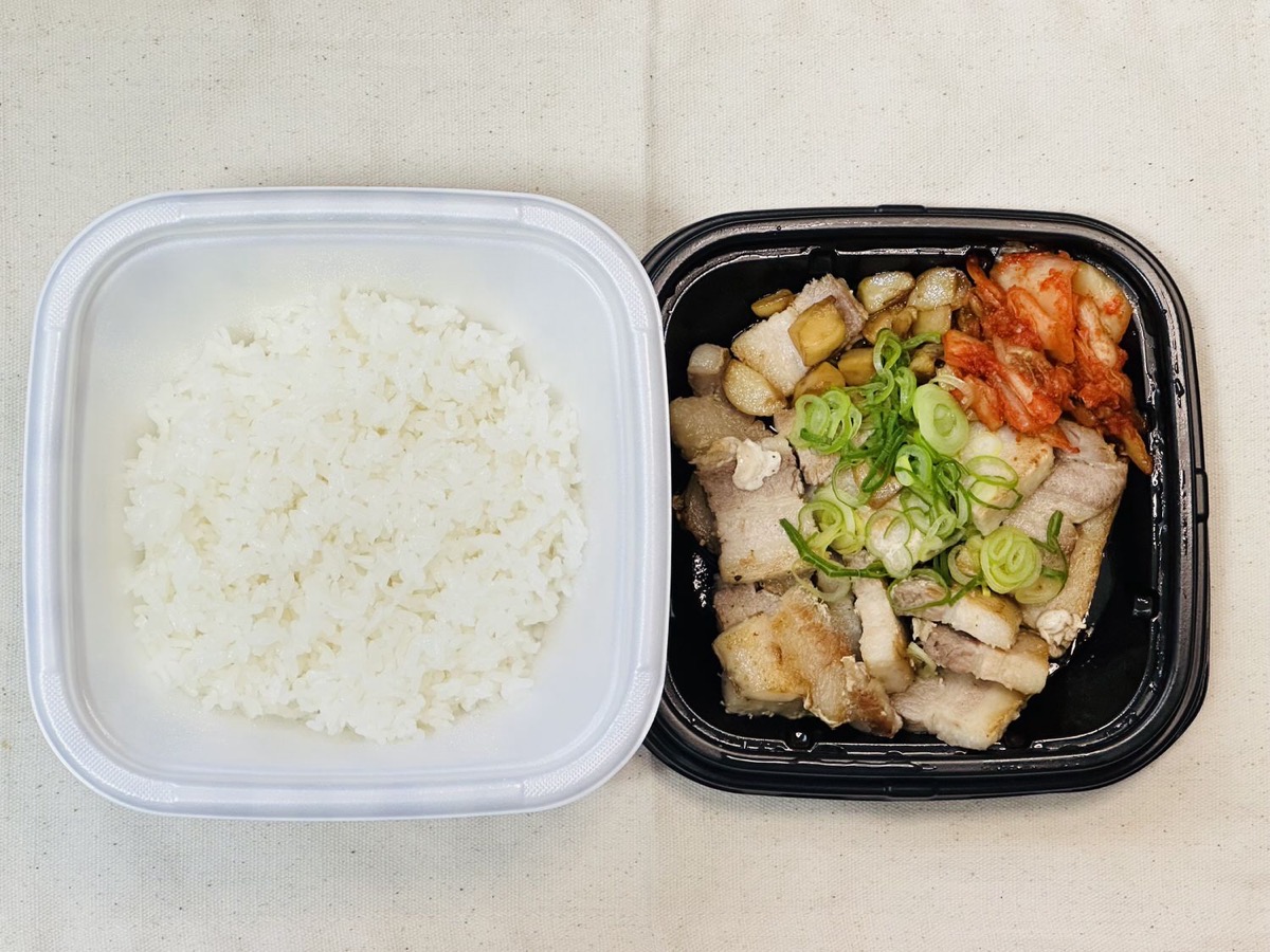 松屋 サムギョプサル風極厚豚カルビ焼肉定食 006.