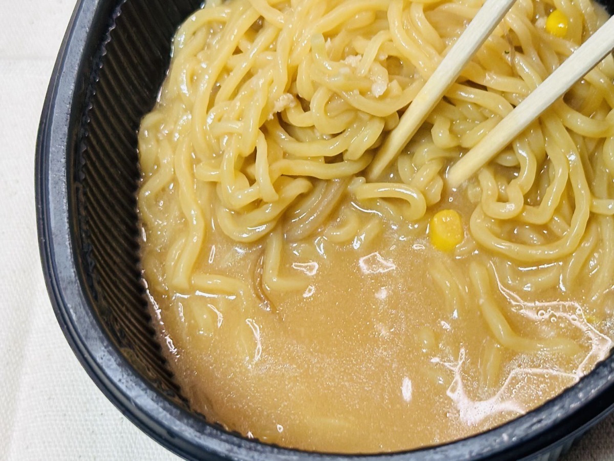 セブンイレブン 7プレミアム 北海道味噌ラーメン 025.