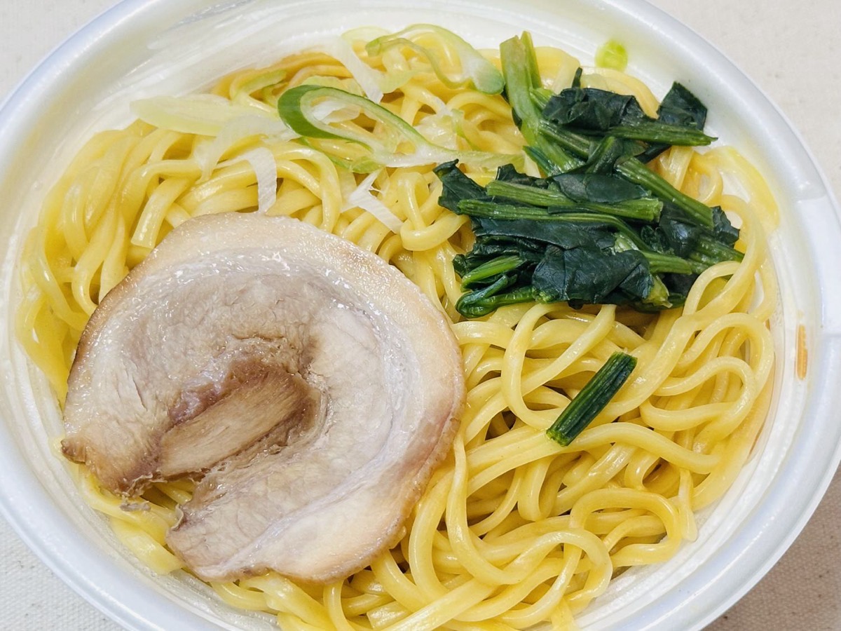 セブンイレブン 中華蕎麦とみ田監修 家系ラーメン 021.