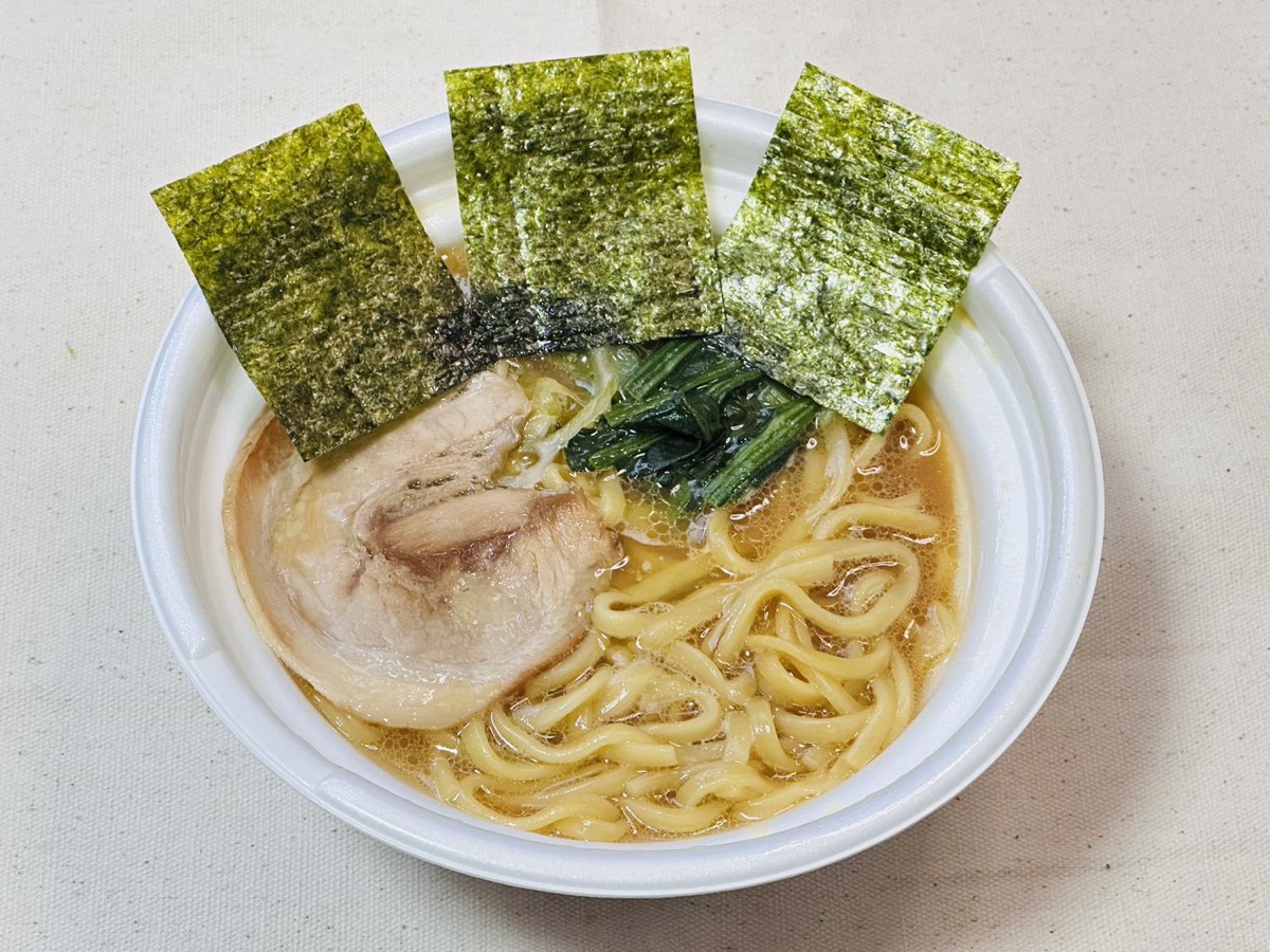 セブンイレブン 中華蕎麦とみ田監修 家系ラーメン 029.