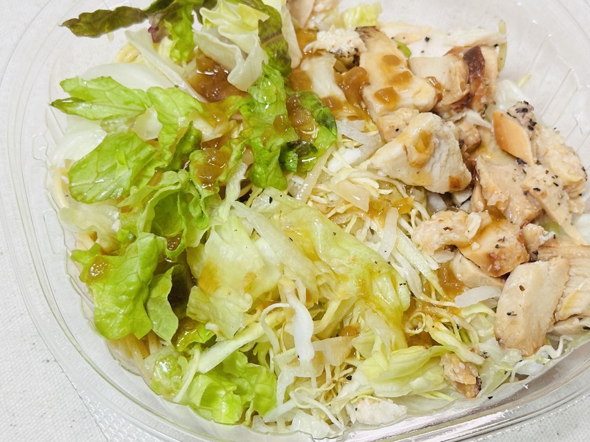 Famima pasta salad 45 017.