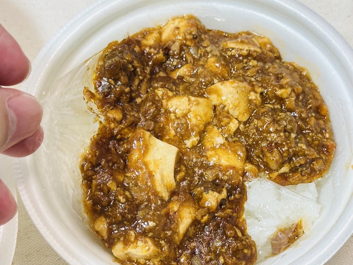 ファミリーマート 担担まぜ麺と麻婆豆腐丼セット 021.