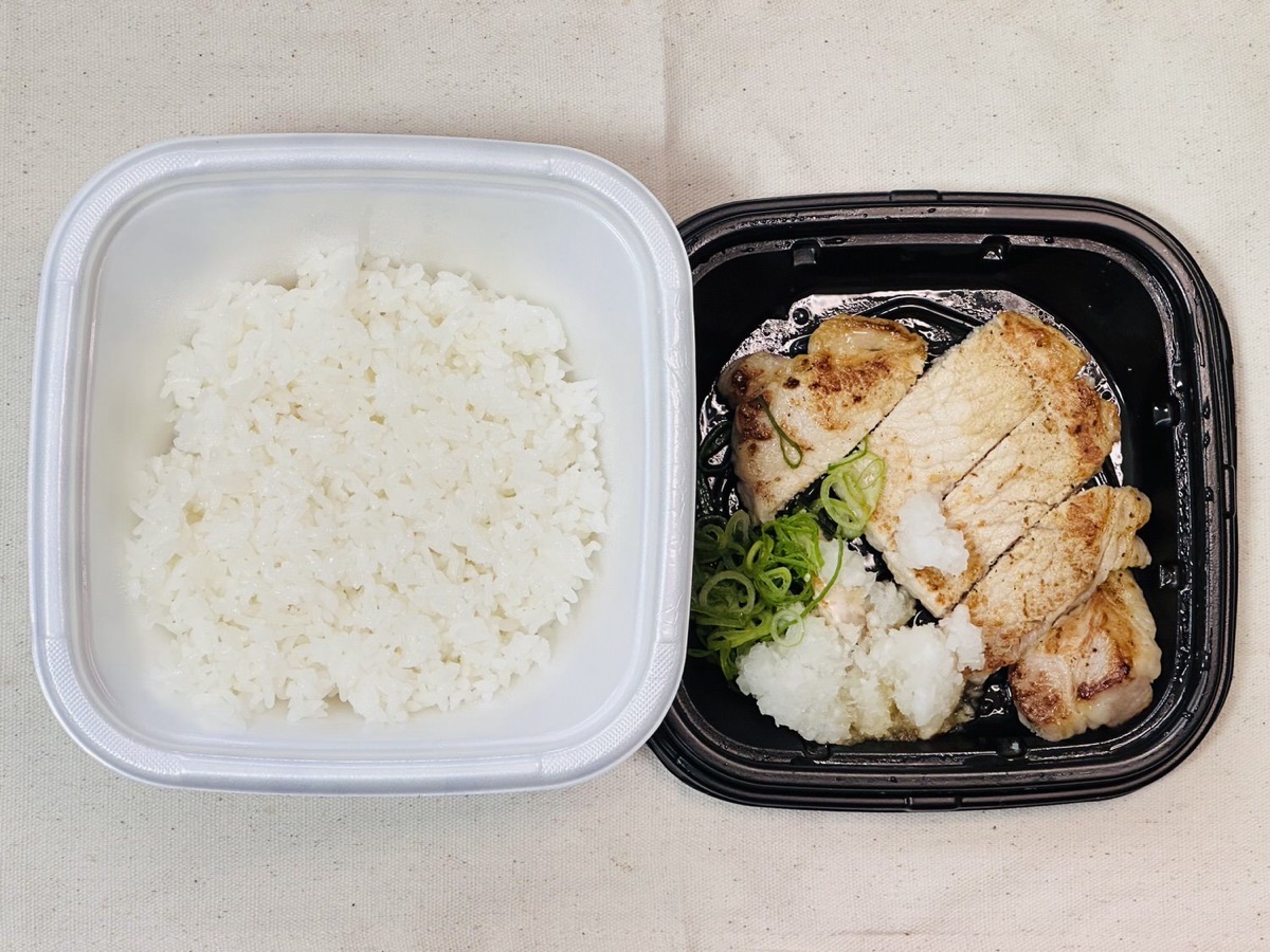 松屋 豚ロースグリル定食 006.