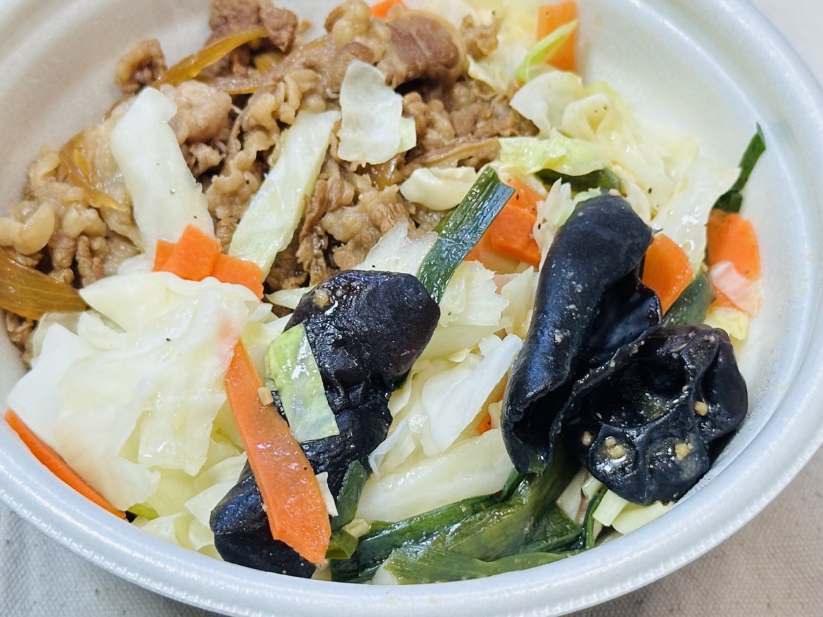 すき家 シャキうま塩野菜牛丼 015.