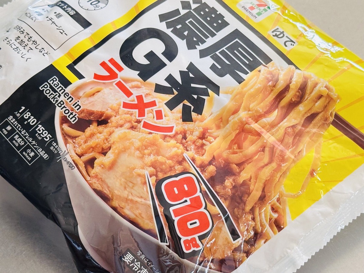セブンイレブン 7プレミアム 濃厚G系ラーメン 004.