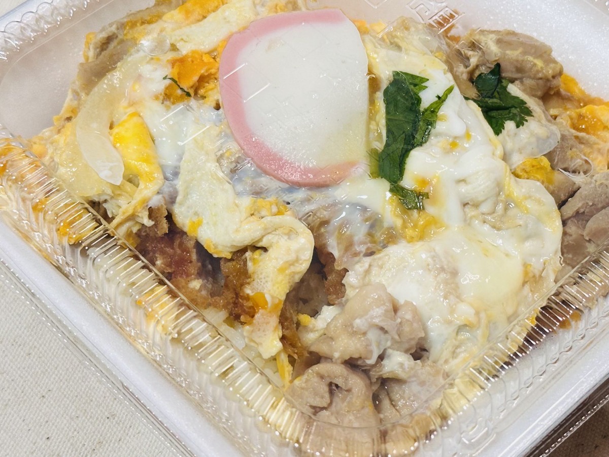 かつや 出汁醤油ロースカツ in the 親子丼 004.