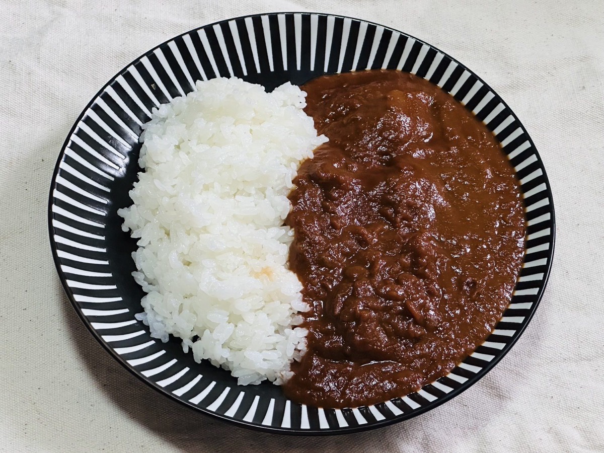 7プレミアム 1日分の野菜が摂れる無水カレー 012.