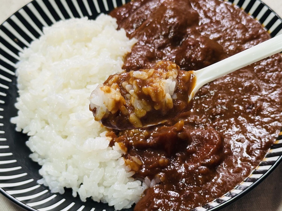 7プレミアム 1日分の野菜が摂れる無水カレー 023.