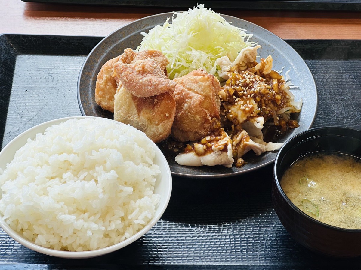 からやま 塩にんにくからあげと豚しゃぶ盛り定食 005.