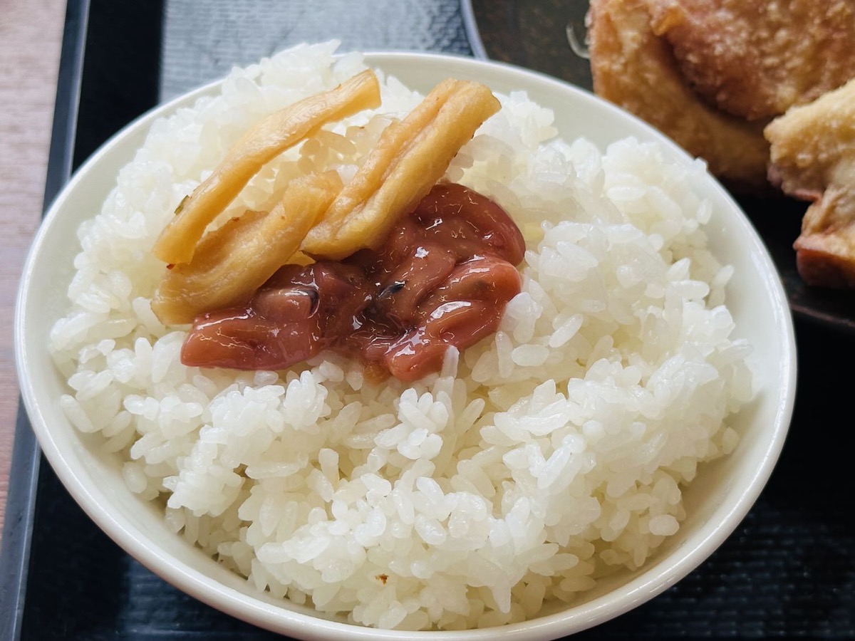 からやま 塩にんにくからあげと豚しゃぶ盛り定食 014.