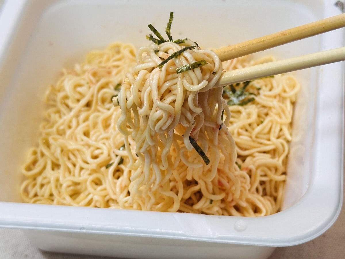 ローソン 麺大盛り たらこ味焼そば 018.