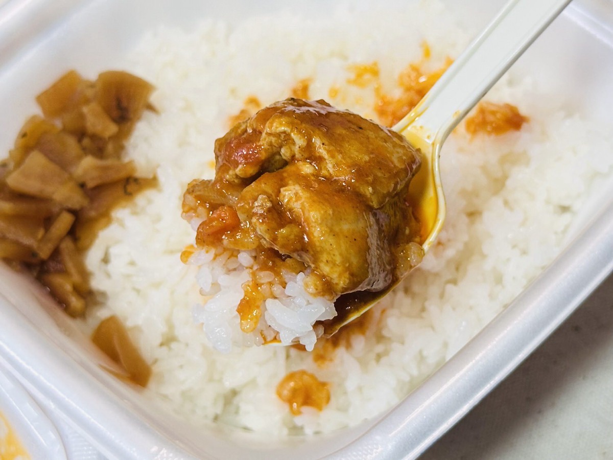 松屋 ネオトマトごろごろチキンカレー 026.