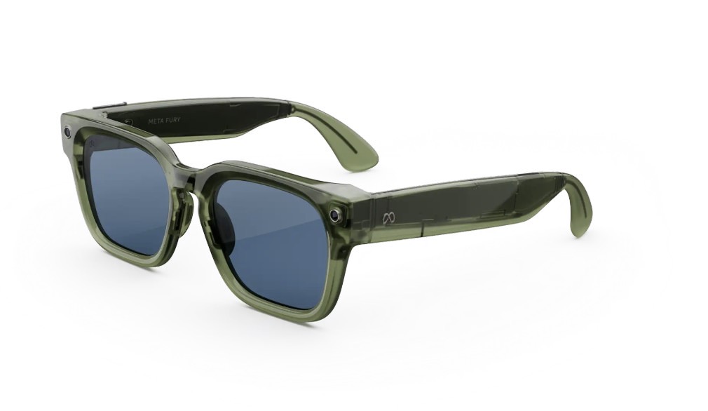 Meta glasses 002.