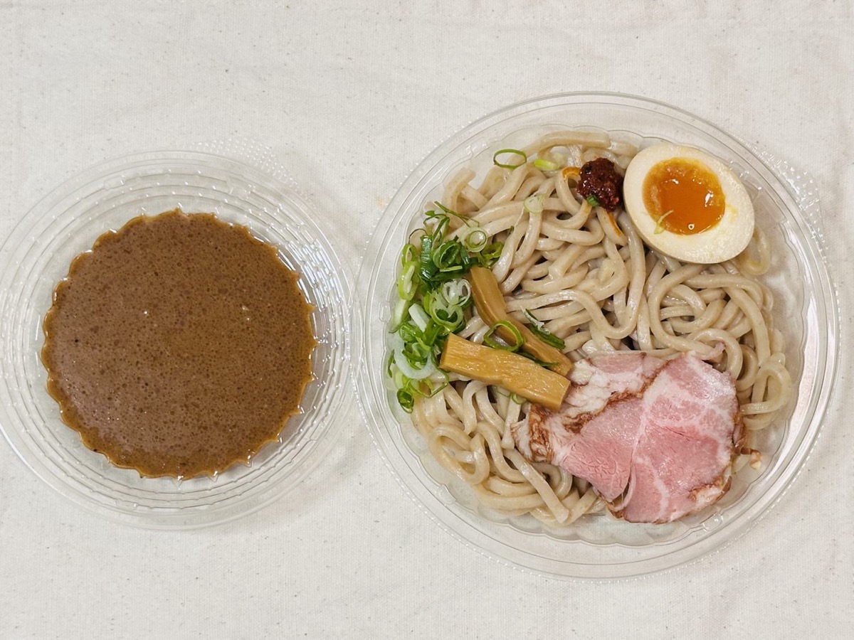 セブンイレブン 中華蕎麦とみ田監修 濃厚豚骨魚介 冷しつけ麺 018.