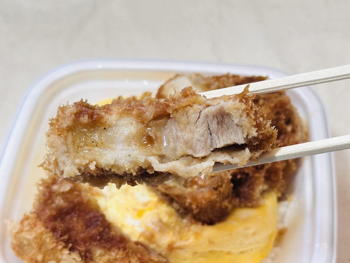 松のや “超厚”リブロース and 玉子のタレかつ丼 026.