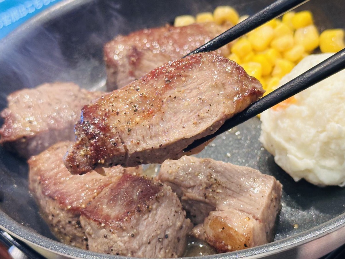 吉野家 極旨牛鉄板ステーキ定食 008.