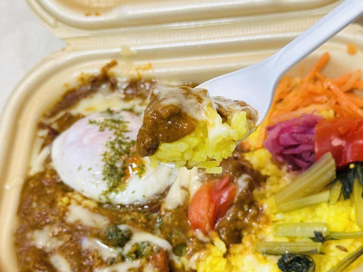 セブンイレブン CAFE BOX スパイス香るキーマカレー 017.