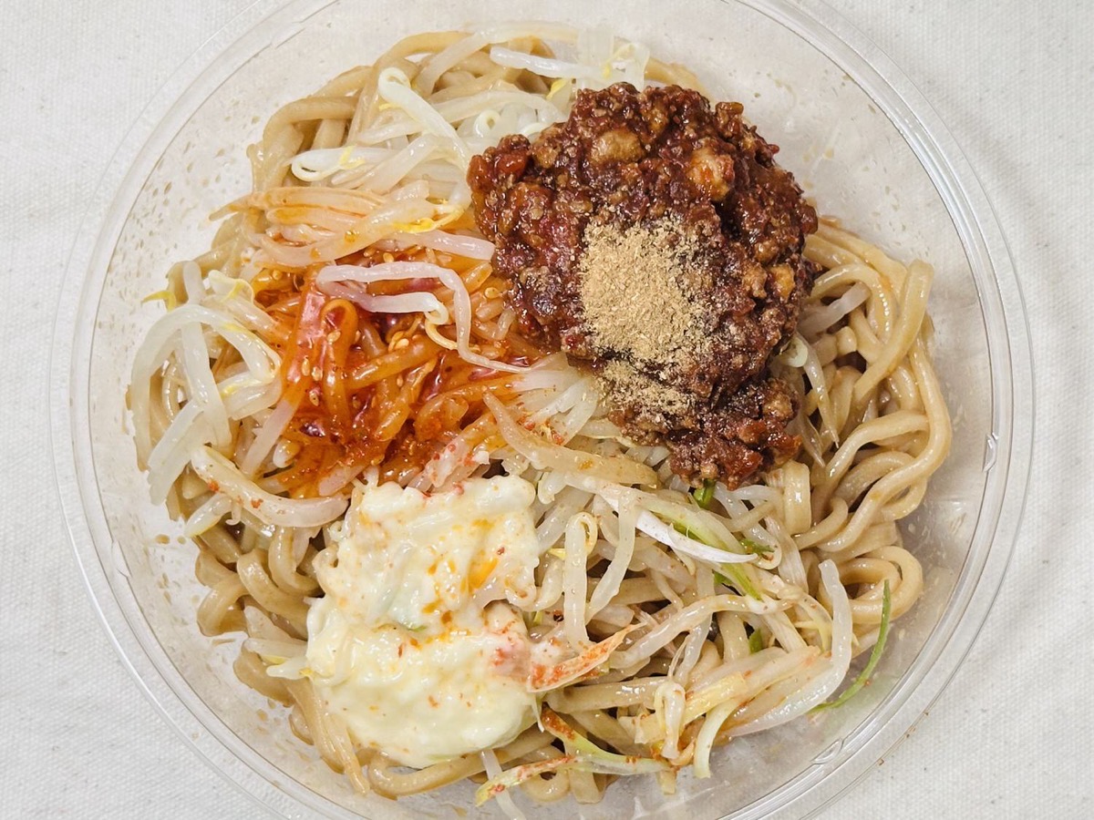 セブンイレブン 中華蕎麦とみ田監修 冷し辛豚まぜ麺 020.