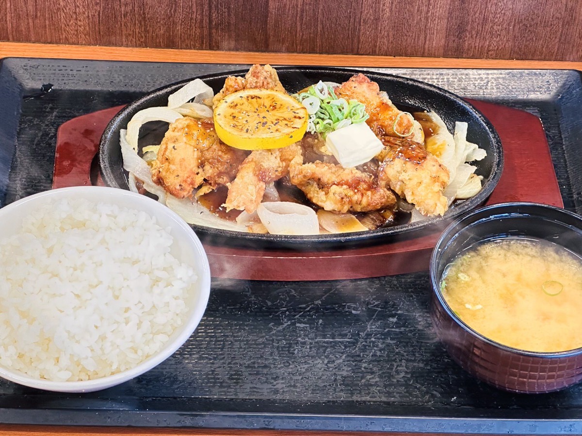からやま 黒胡椒とり天のレモンステーキ定食 005.