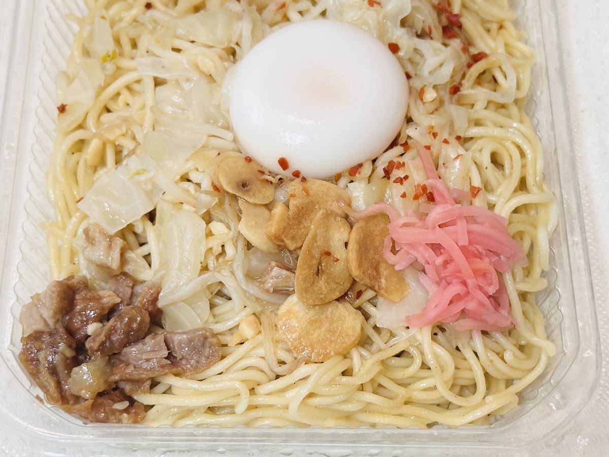 ローソン 月見にんにく塩焼そば 016.