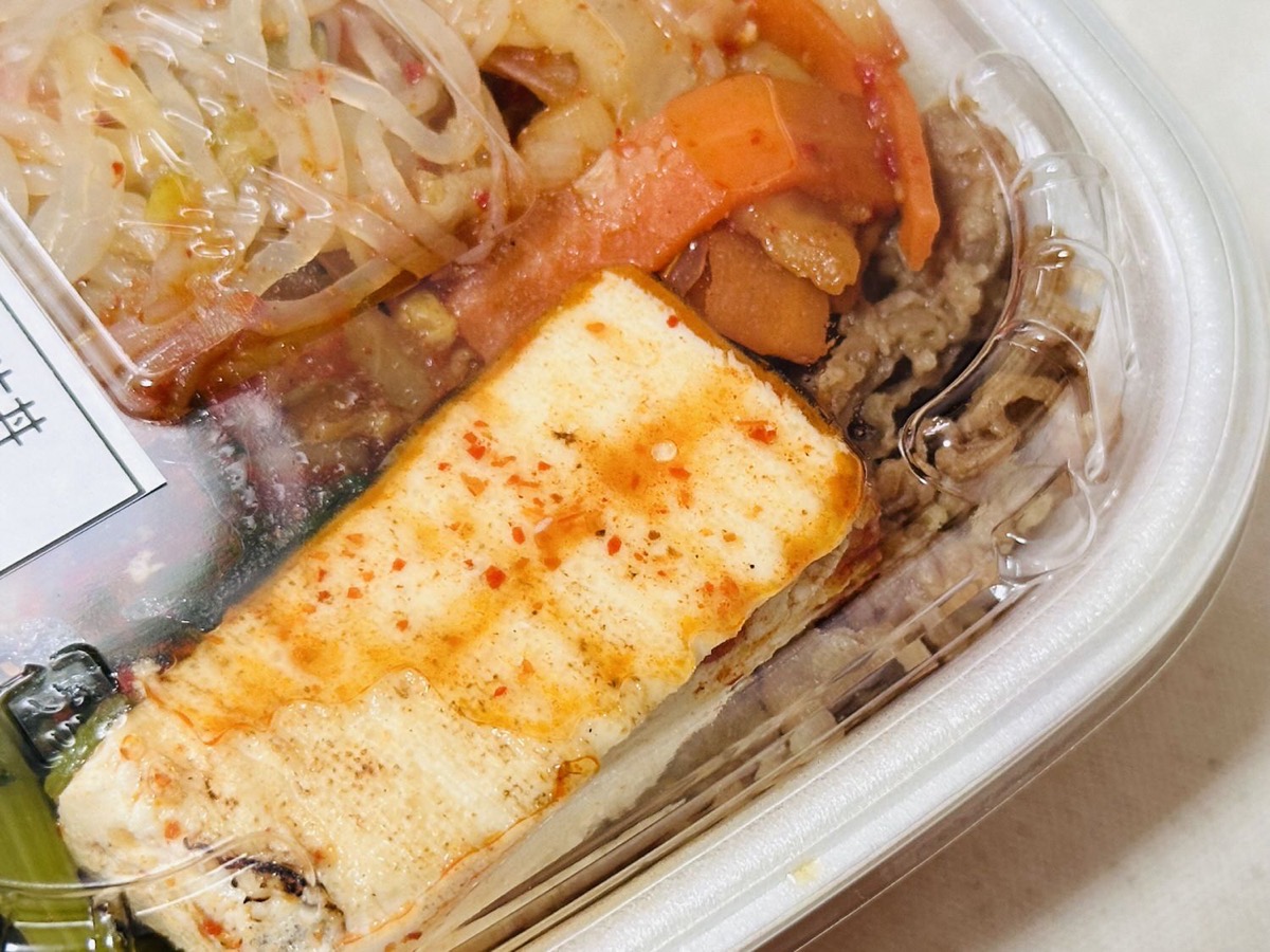 すき家 月見辛旨すきやき牛丼 005.