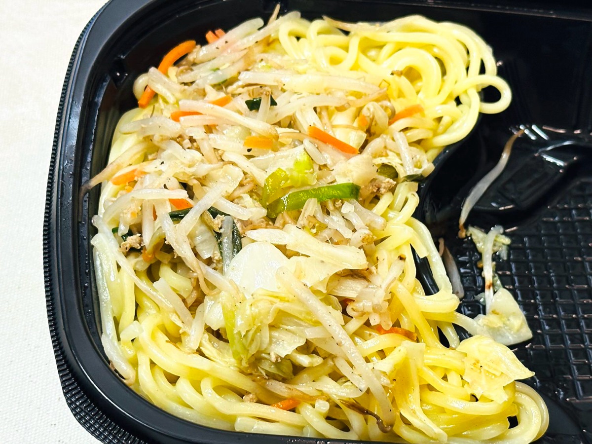 セブンイレブン 中華蕎麦とみ田監修 炒め野菜盛りつけ麺 019.