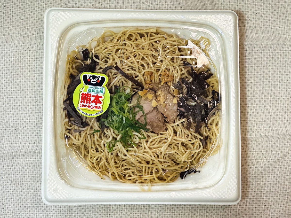 ファミリーマート 味千拉麺監修 大盛 焼ラーメン 009.