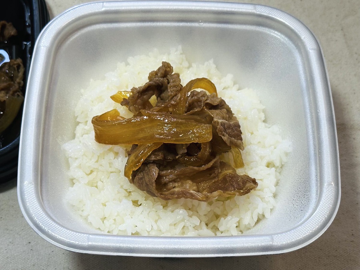 松屋 たっぷり牛皿定食 022.